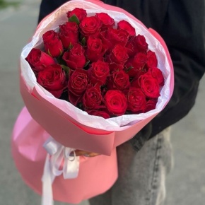 Букет "Эсса" 25 красных роз Кения (60 см) в Наро-Фоминске