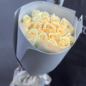 Букет из 25 роз Аваланж (50 см) в Наро-Фоминске