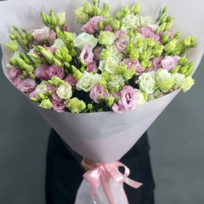 Нежный букет из 21 эустомы в Наро-Фоминске