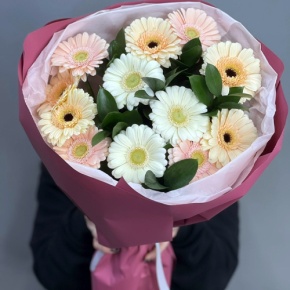 Букет из 13 белых гербер микс в Наро-Фоминске