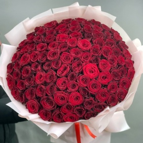 Букет "Париж" из 101 красной розы (60 см) в Наро-Фоминске