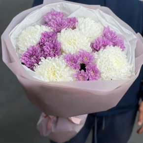 Букет "Вместе с тобой" из нежных хризантем в Наро-Фоминске