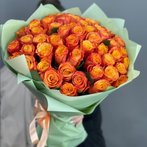 Букет из 71 огненной розы (40 см) в Наро-Фоминске