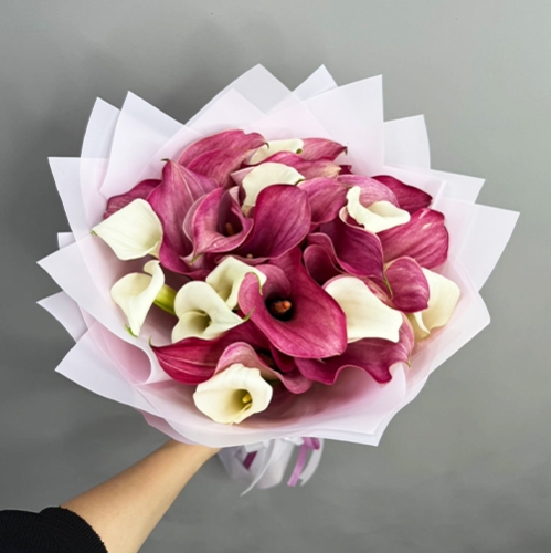 Букет из 25 нежных калл в Наро-Фоминске